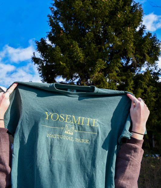 Yosemite Embroidered Tee - Green